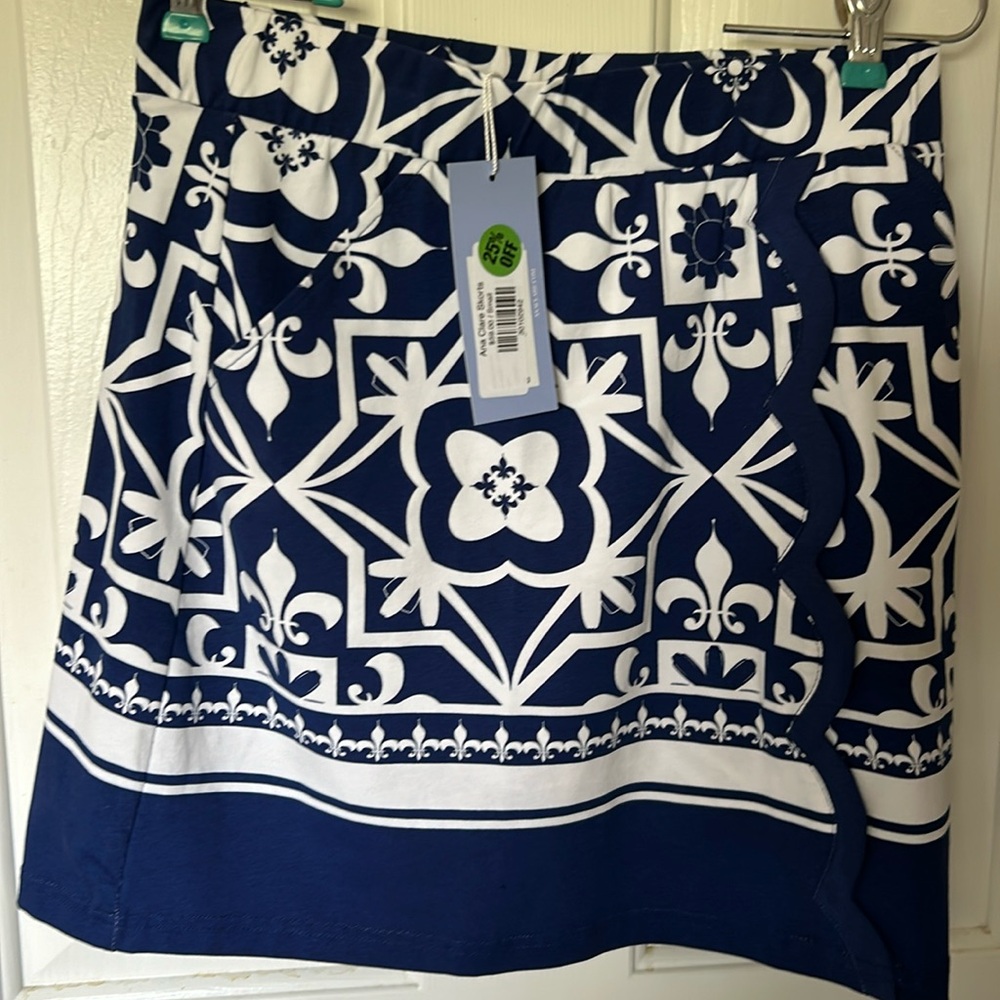 Skort skirt with side pockets brand new boutique style